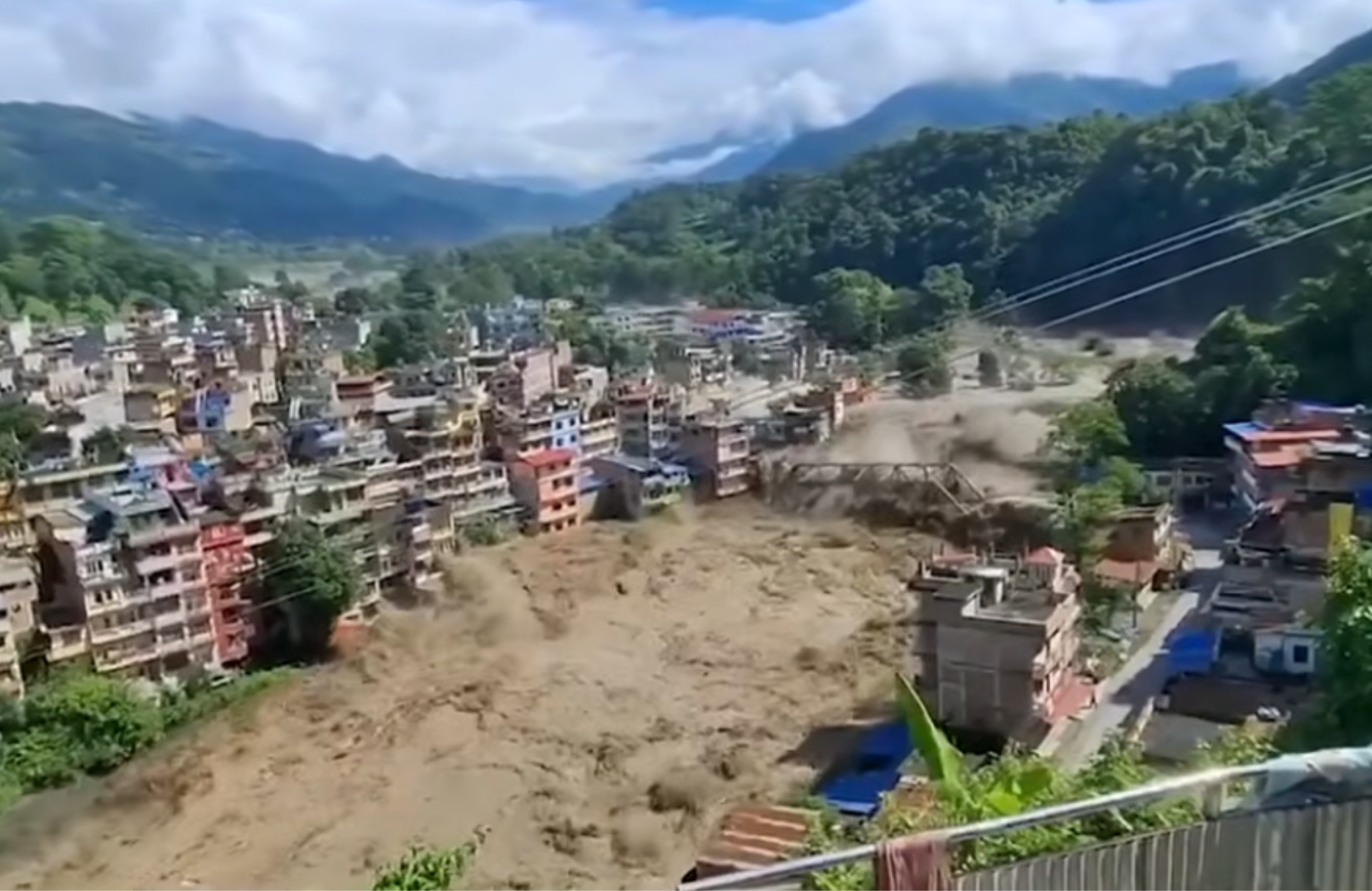 “Ore pelo Nepal”: Cristãos se mobilizam após enchentes deixarem centenas de mortos