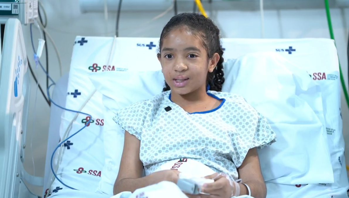 Menina atacada por abelhas agradece a Deus: “Ele enviou um anjo para me salvar” 