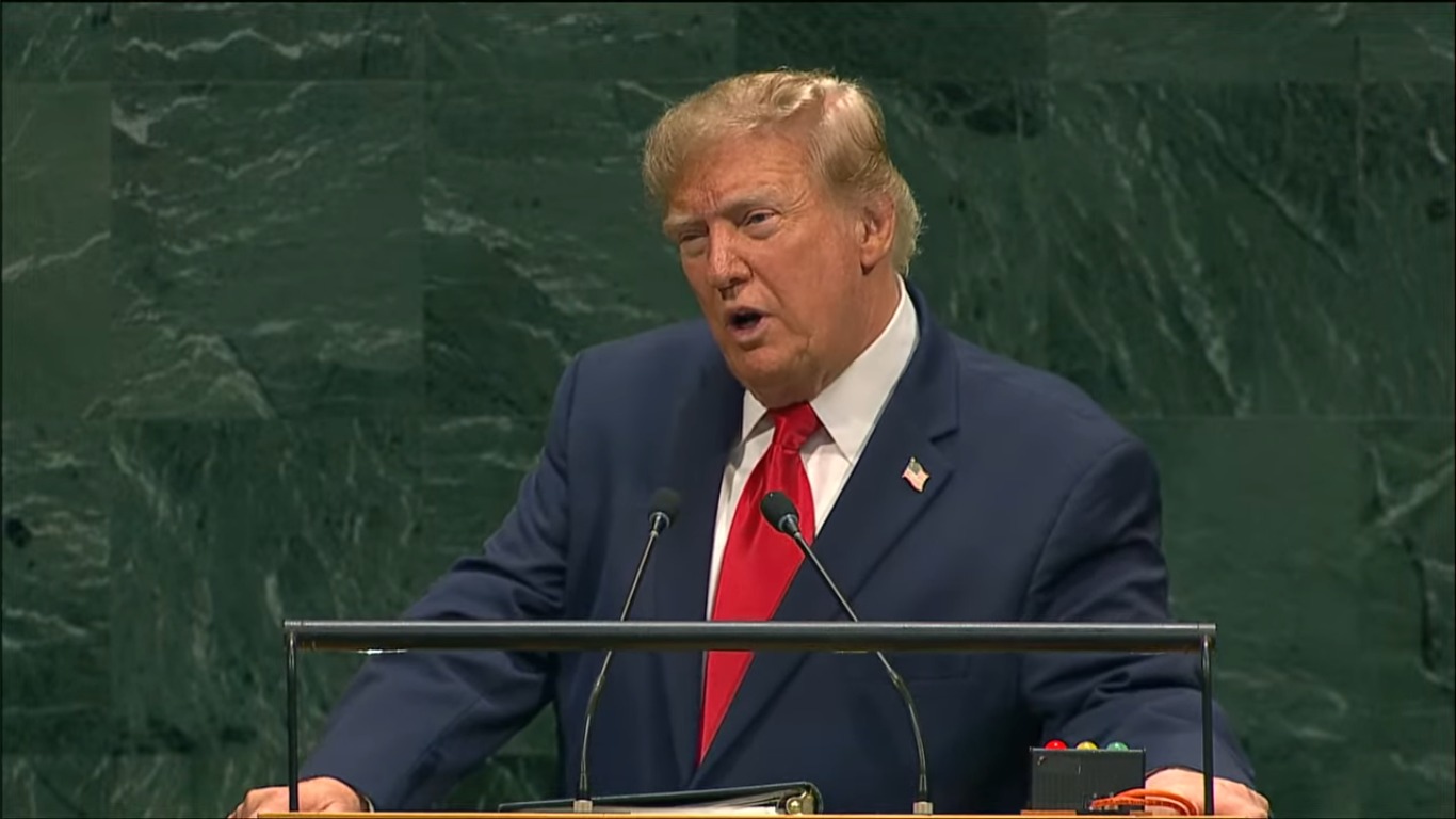 Na ONU, Trump denuncia perseguição contra cristãos e critica mutilação trans em crianças