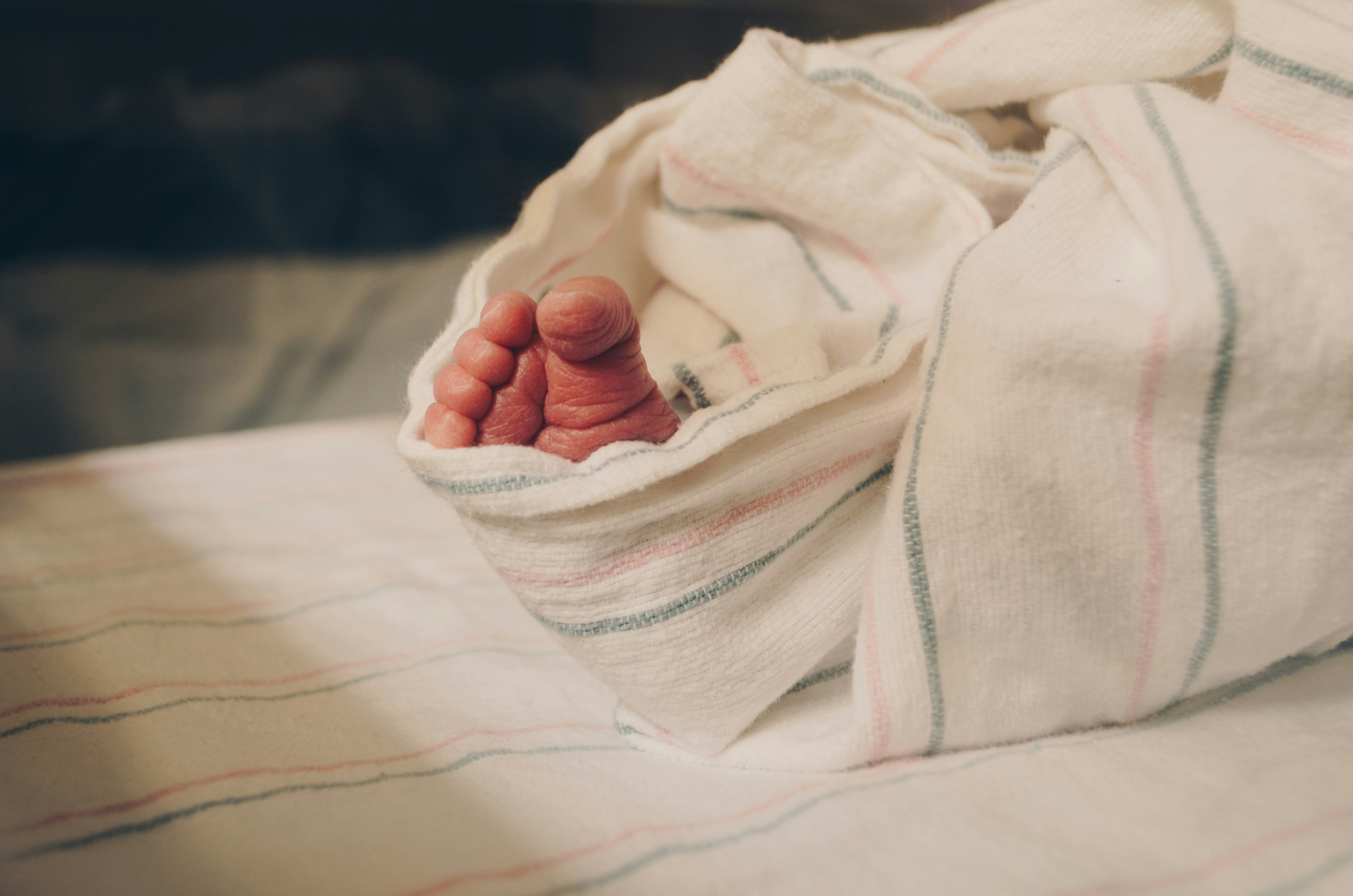 Holanda faz eutanásia em bebê de 1 ano com doença grave: “É abominável”