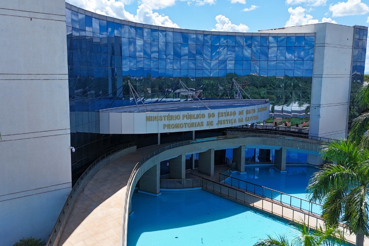 Após denúncia sobre Pai-Nosso, MP recomenda fim de orações em escola de Cuiabá